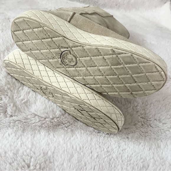 Moncler Suede Glitter Accent Winter Boots
Moncler Suede Boots - Picture 5 of 11